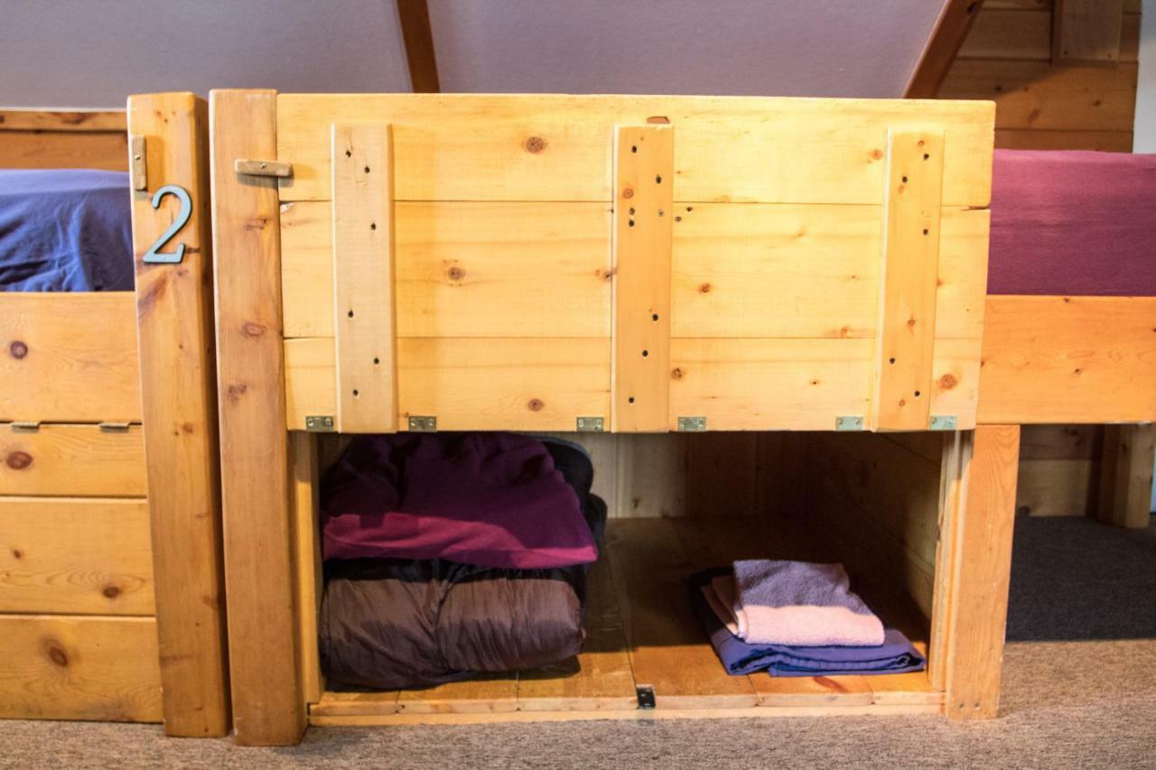 Estes Park Adventure Hostel Экстерьер фото
